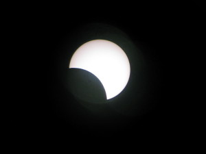 800px-Solar_Eclipse_July_22_2009_Incheon_113335KST